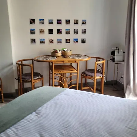 Bed & Breakfast Privee Calme Centre-ville Brotteaux *
